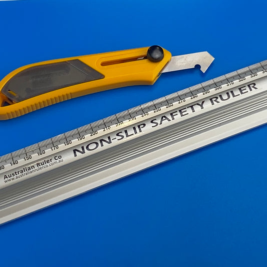 ARC Non-Slip Safety Ruler 70cm