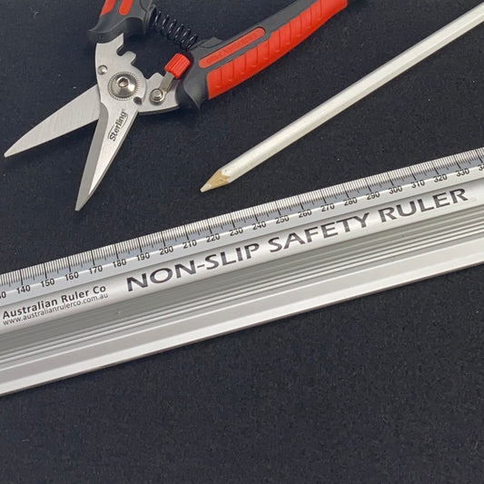 ARC Non-Slip Safety Ruler 60cm